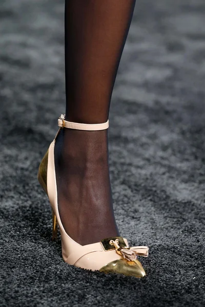 Look 35